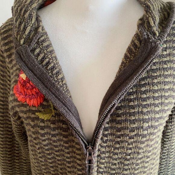 Cabi Wool Blend Long Cottagecore Embroidered Floral Hooded Zip Knit Sweater Sz S - Picture 9 of 14